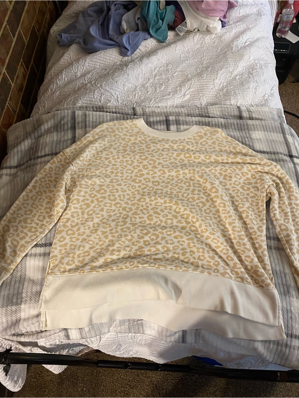Women's Beige Leopard Print Pullover Sweater